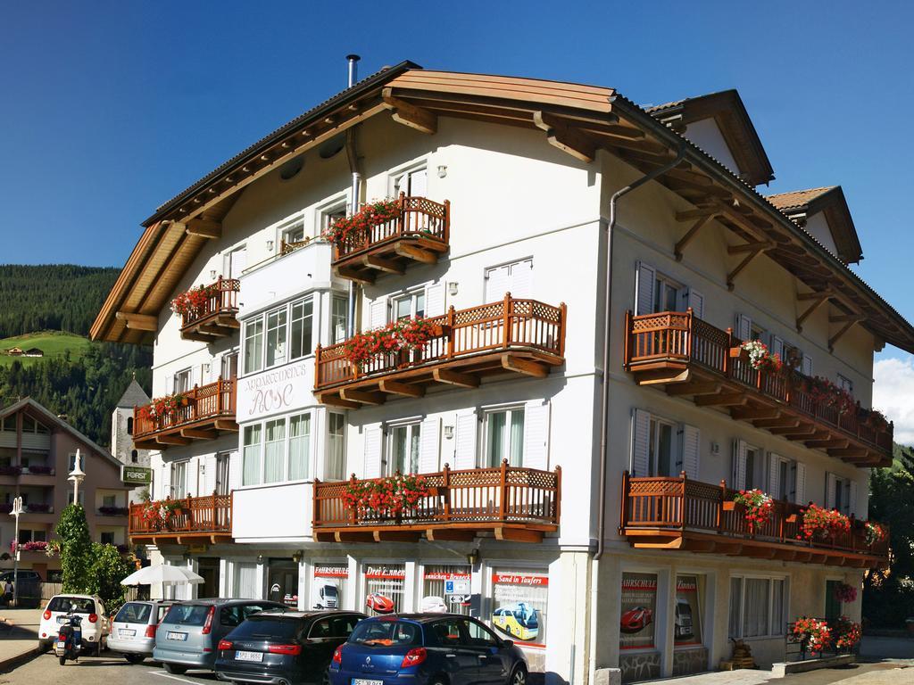 Residence Rose Innichen Buitenkant foto