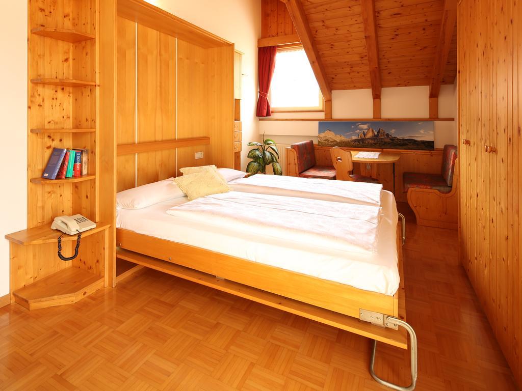 Residence Rose Innichen Kamer foto