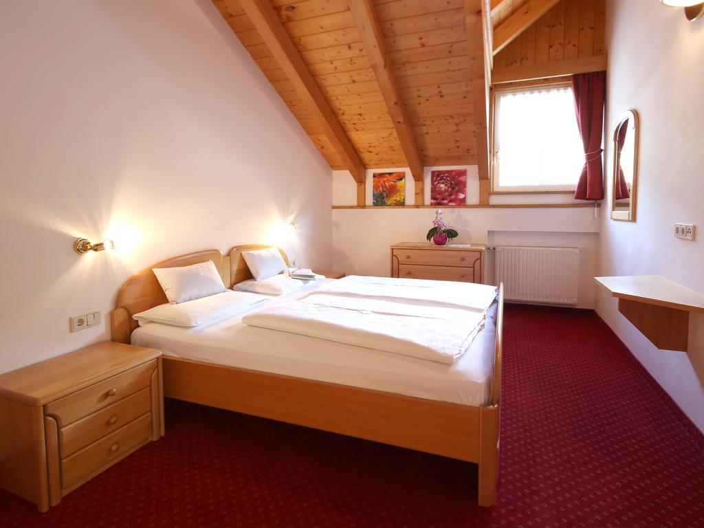 Residence Rose Innichen Kamer foto